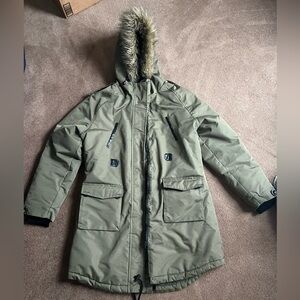 Fahrenheit Olive winter Parka with Fur Hood sz L